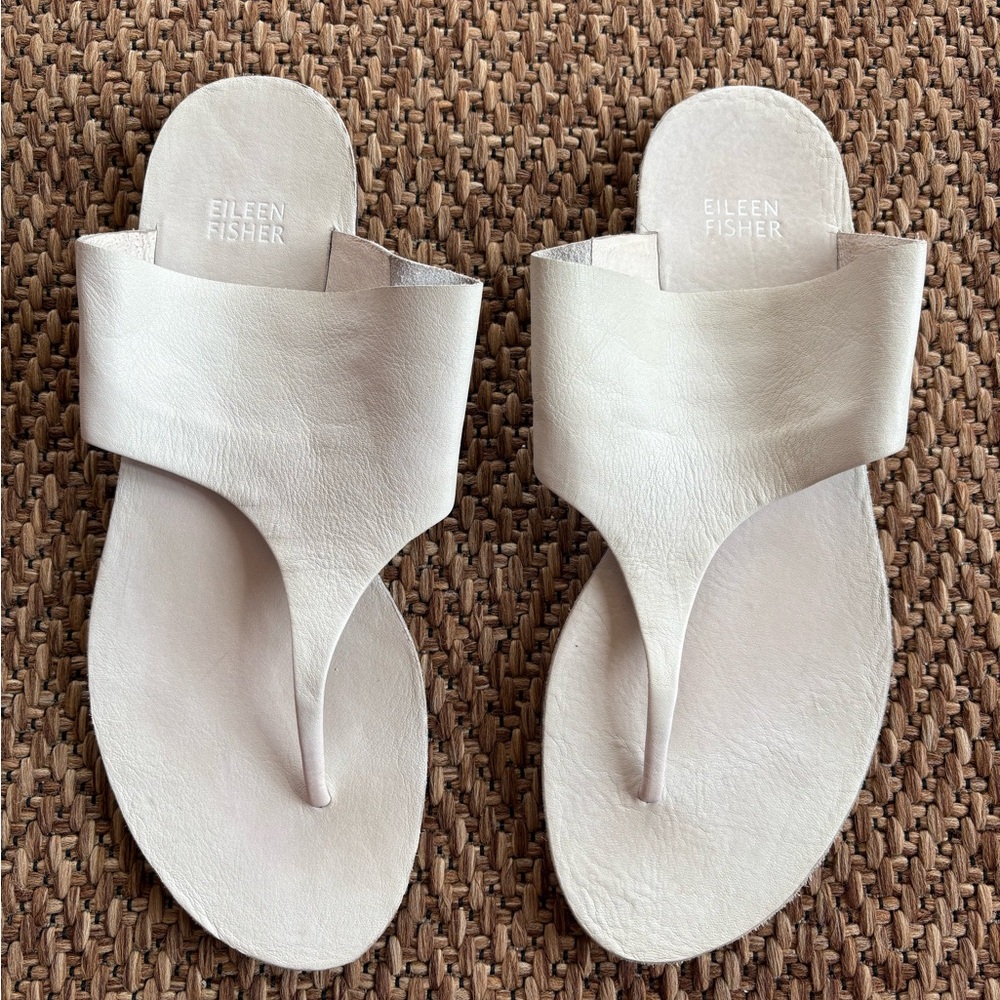 Eileen Fisher Cream Leather Thong Sandals